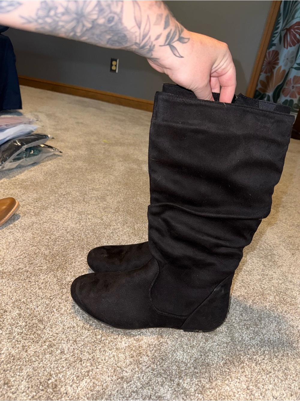 Side Zip Black Women's Knee-High Slouch Boots